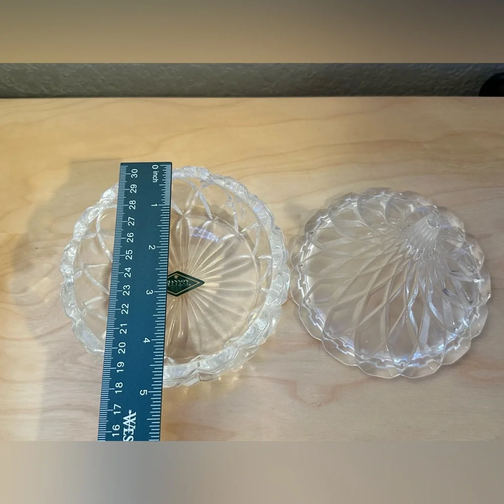 🍫 Shannon Crystal Hershey Shaped Candy Dish - Picture 5 of 8